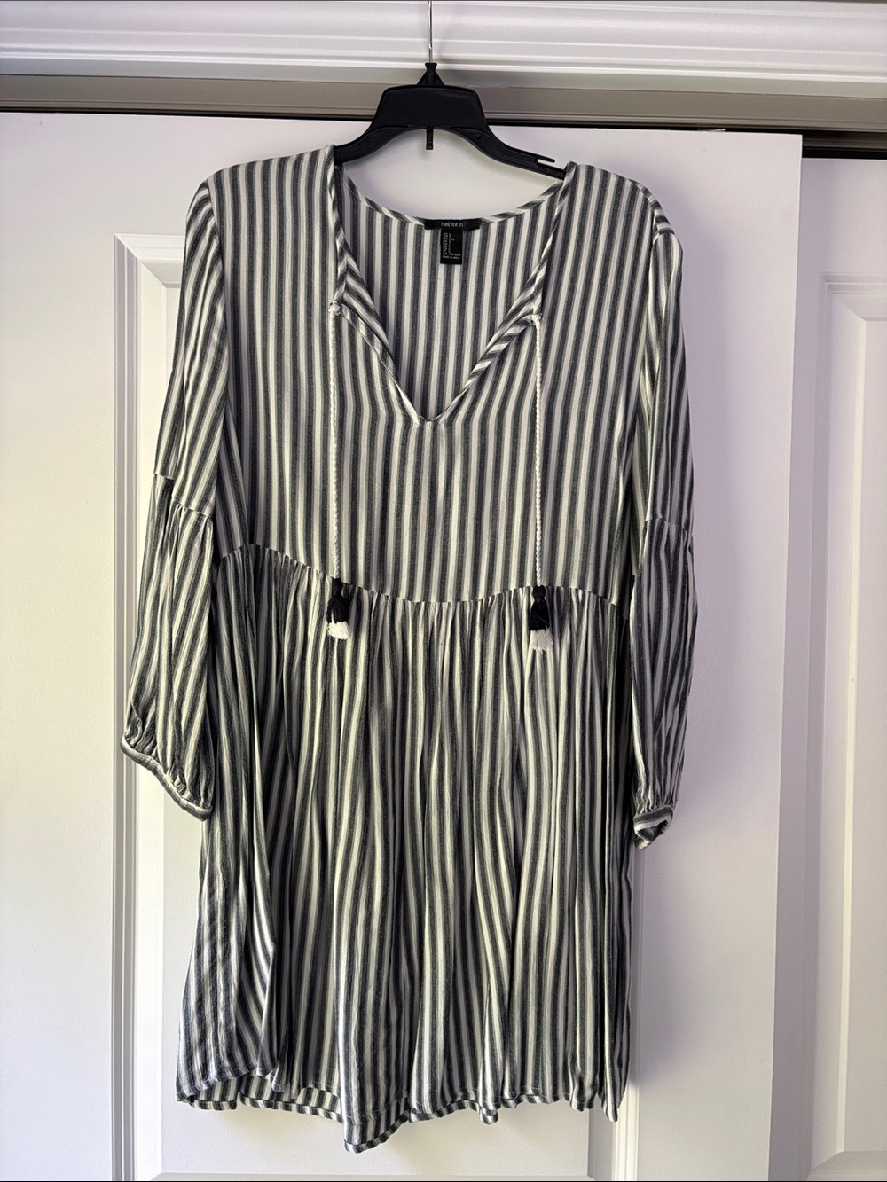 Forever 21 Black and White Striped Long Sleeve Babydoll Dress